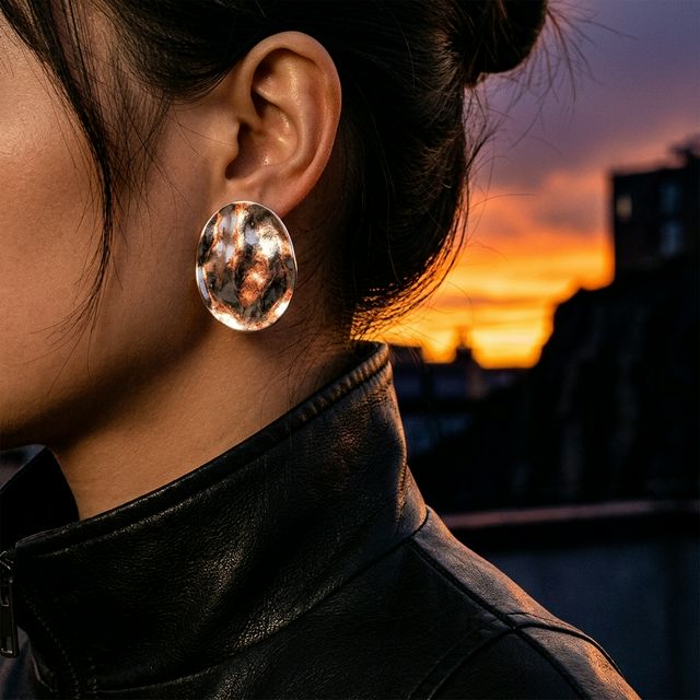 Boucles d'Oreilles Ovales Martelées Argentées