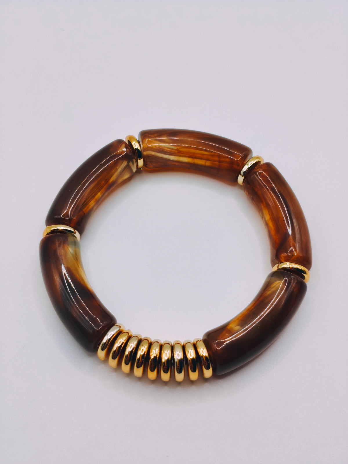 Bracelet Elastique Ambre avec anneaux dorés